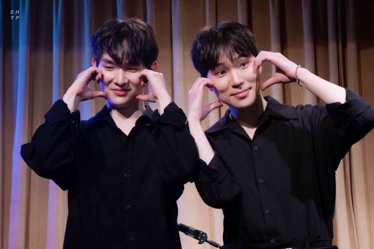 sohardtophoto's tweet photo. 230304 UNXL 단독 라이브

#UNXL #제세 #인택 https://t.co/15m9dJNsjd