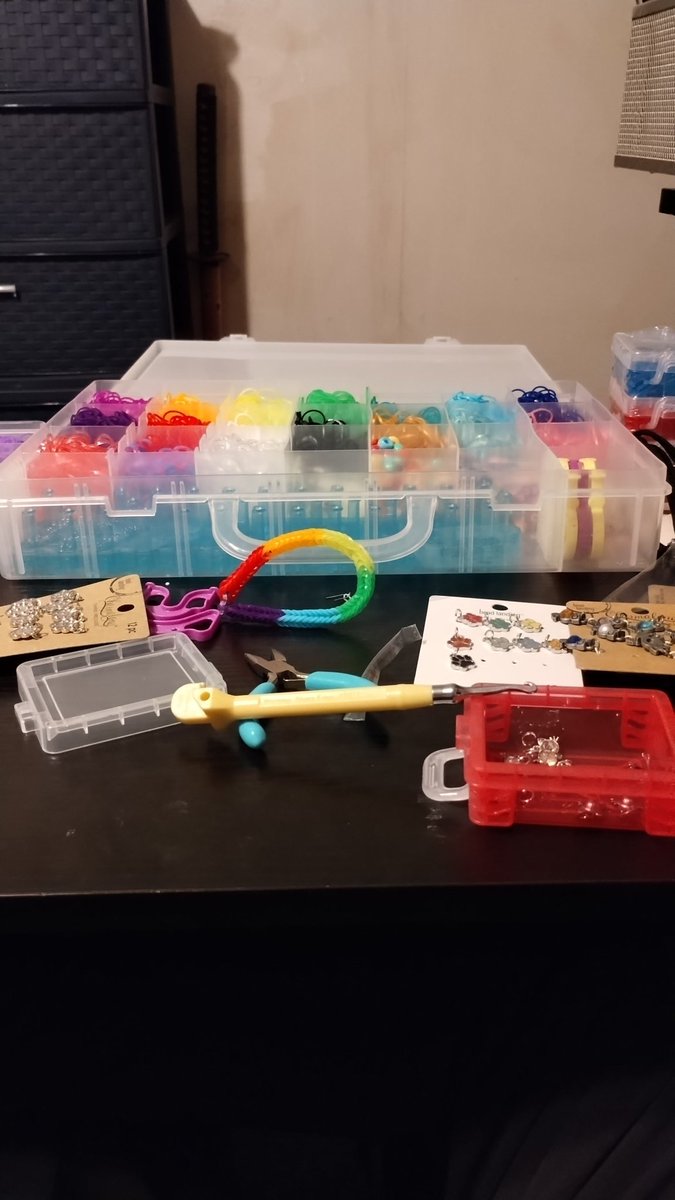 Ive been hard a work making plenty of bracelets to give out at fur the more hope to see you guys there😸