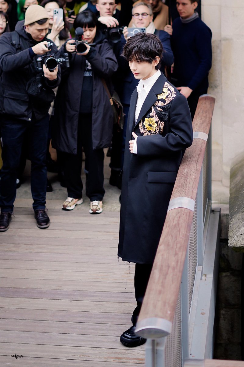 NuMenChengYi's tweet photo. 20230305  

CHENGYI FOR LANVIN

#ChengYixLanvinFW23
@Lanvin https://t.co/aNXQCytCnk