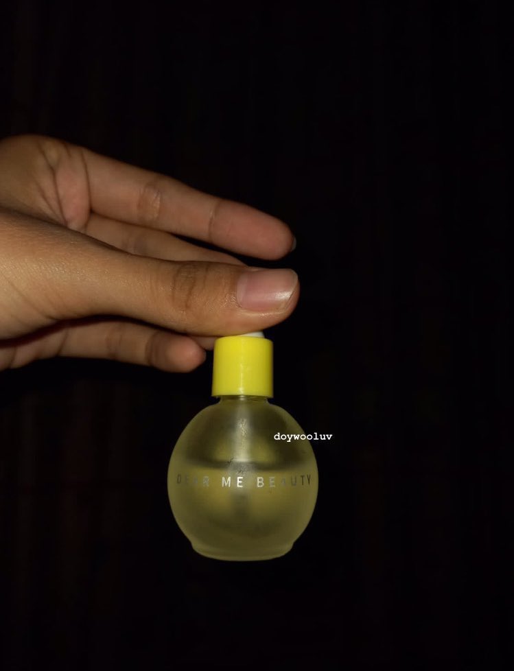 doywooluv's tweet photo. wts // want to sell 

(preloved) dear me beauty face serum 10% lactic acid (AHA) + pineapple extract 15k

✅shopee freeong (xtra)
✅detail?dm aja
📍jambi

t. wts wtb jual beli underprice murce bisa oren gratong murah cari banget ina skincare skinker want to buy dmb pl https://t.co/x5h0M8Mz5B