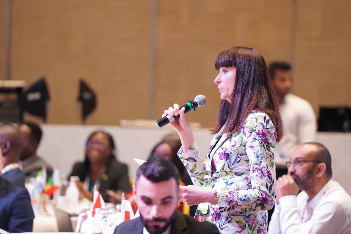 g20org's tweet photo. With much advancement in Digital Payments Systems, a panel discussion deliberated a whole new world of opportunities using these systems. 

The discussion showcased the potential benefit of interoperable digital payment systems for economic benefits across the globe.

#G20India https://t.co/eBgORxAwe0