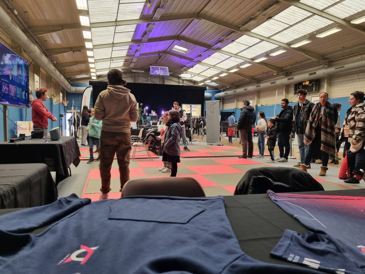 LDVEsport's tweet photo. [#LDVNEWS]
LDV Esport est présent aujourd'hui au Houilles Gaming Day organisé par @Pandore_esport 🌟 #HGD23

⏰️ De 11h à 21h
📍Gymnase Ostermeyer à Houilles (78)
💃 À côté du stand Just Dance

Hâte de vous y retrouver ! https://t.co/j9OTwuMtui