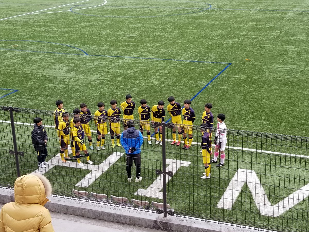 LIBERDA91715475's tweet photo. #サッカー
#高円宮杯
#ﾘﾍﾞﾙﾀｰｼﾞ駿東
今日はアスルクラロ伊豆さんと対戦でした。
相変わらずの立ち上がりの悪さから1失点、後半逆転に成功するも最後は同点に追い付かれ2-2の引き分け、お互いにチーム事情は万全では無いなかの試合でした。
今日はありがとうございました😁 https://t.co/Y2dOB2UcCB