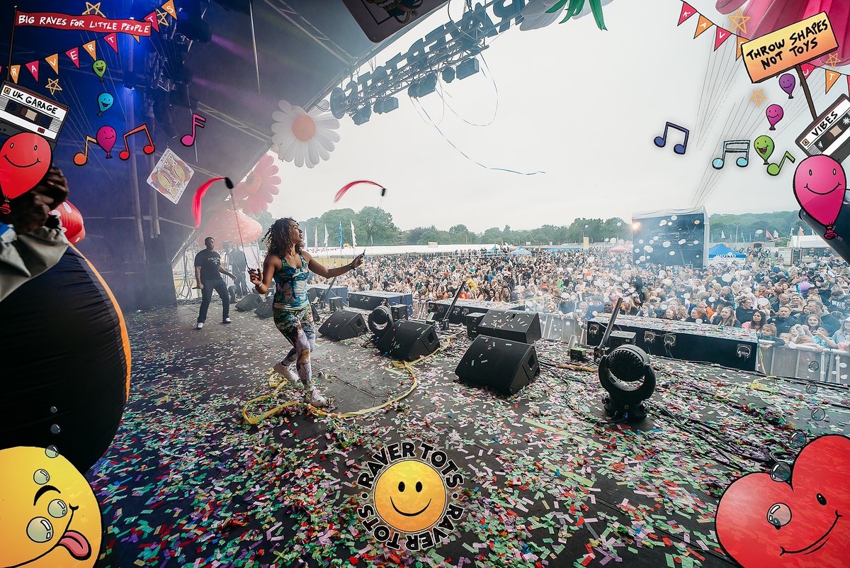 Maidstoneinfo's tweet photo. Raver Tots Outdoor Festival, the ultimate family friendly outdoor event, is returning to Mote Park on Sunday 27 May!❤️

Tickets are on final release!⚠️

Find out more: https://t.co/5dHqTg0ZZr

#maidstone #kent #VisitMaidstone #Kent #RaverTots #festival https://t.co/dEZSRyjg5q