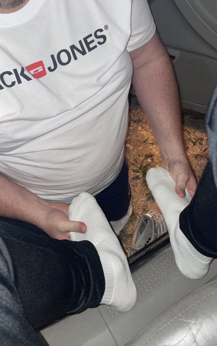 MasterDennyD's tweet photo. Take out your Wallet😈

#findom #masterboy #dommaster #feetslave #paypig #cashslave #geldsklave #teenfeet #feetmaster #moneydom 

@FagSome @rt4dom @RTCASHSLAVE @fagRTdom https://t.co/2rc6RWiQ6q