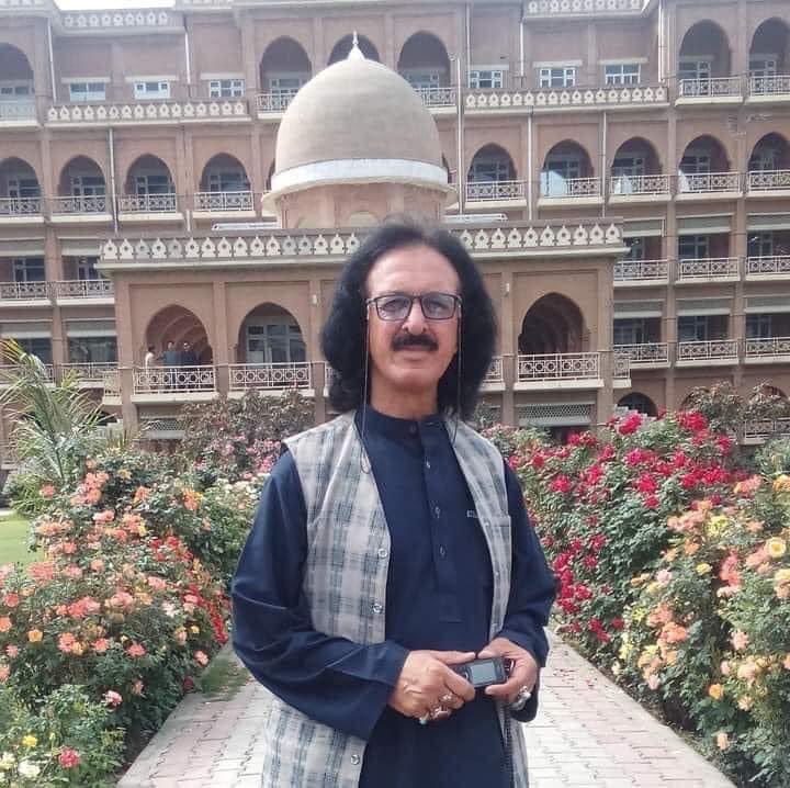 SanaYousafzai9's tweet photo. Security incharge Peshawar University has been shot dead by a security guard. Innocent lives are being taken over small differences.
Culprits responsible must be held accountable. https://t.co/vI5Oc8VveF