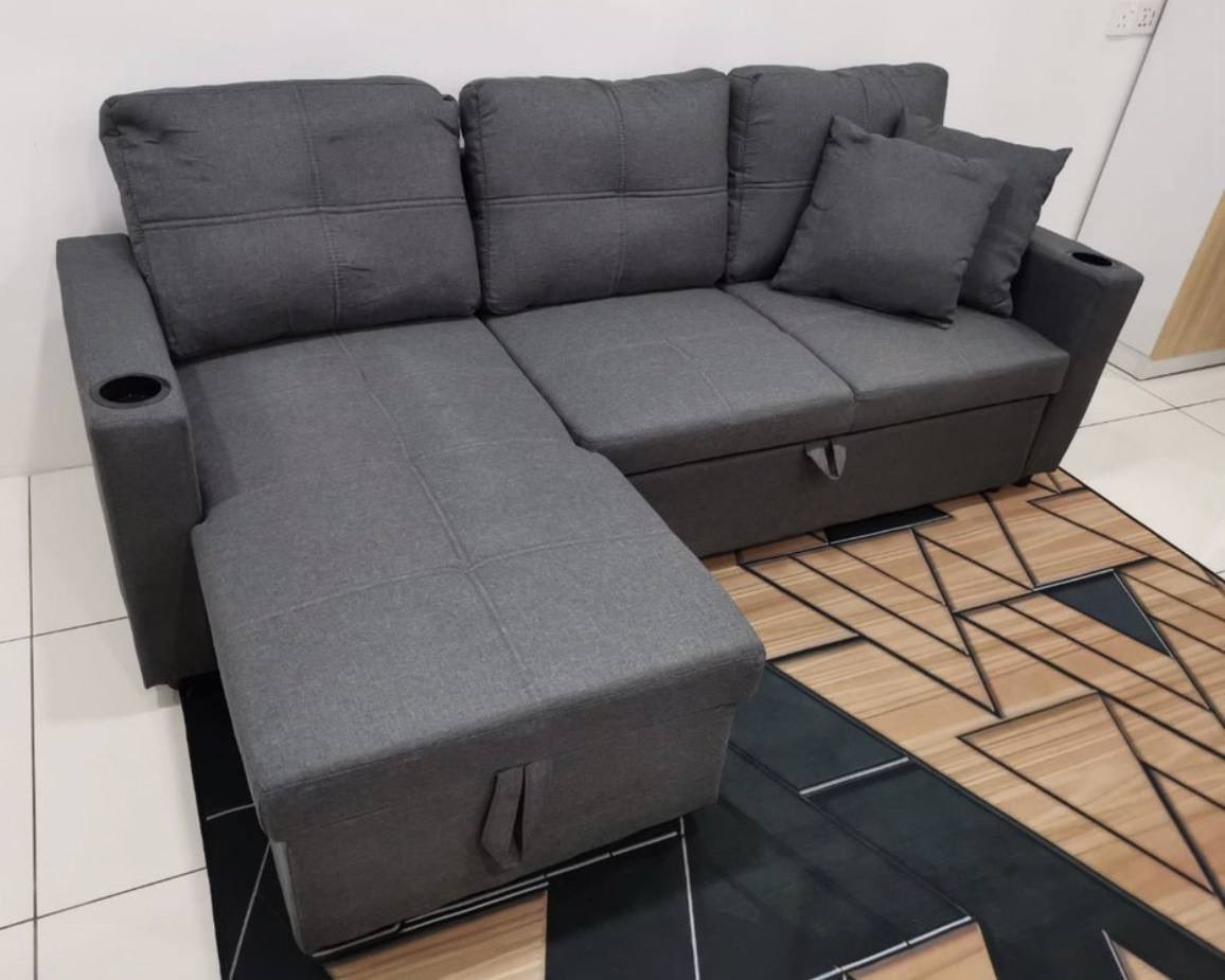 kakidekor's tweet photo. Bukan setakat boleh duduk baring je, ada ruang untuk simpan barang sekali tau! 

Sesuai sangat untuk family yang anak ramai. Senang boleh simpan terus mainan budak2 lepas ni. Tak bersepah depan ruang tamu tu. Material sofa pun tiptop, berbaloi dengan harga. https://t.co/JDePlf3lal