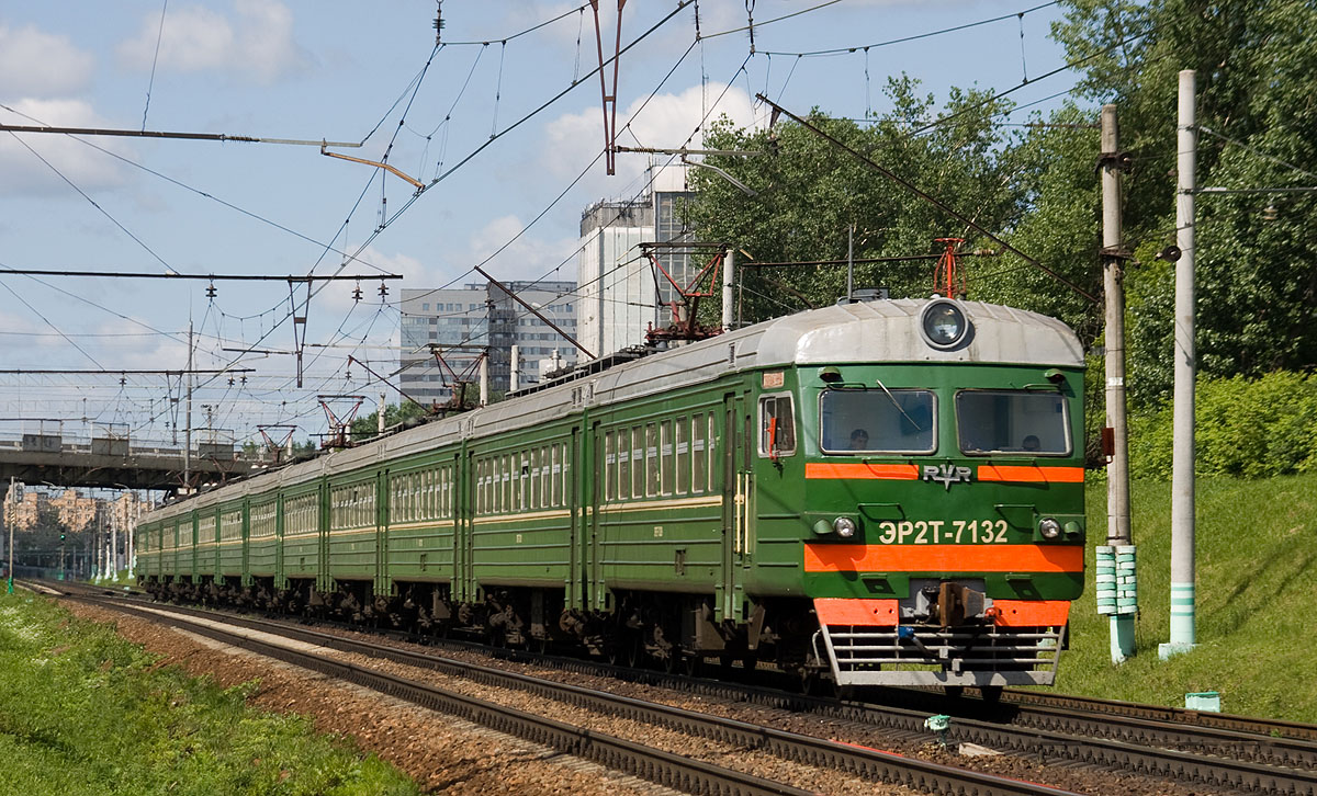 est_demon's tweet photo. ER2T-7132
ロシア、モスクワ、Fili-Kuntsevo-Iステージ
Russia, Moscow, Fili — Kuntsevo-I stretch
日付:June 6, 2010
著者:アナトリー-ナゴルノフ(@ITrainidze)
https://t.co/MnZUbr6KXY
#RailgalleryRU
#Russiantrain https://t.co/qyd95LIK8i