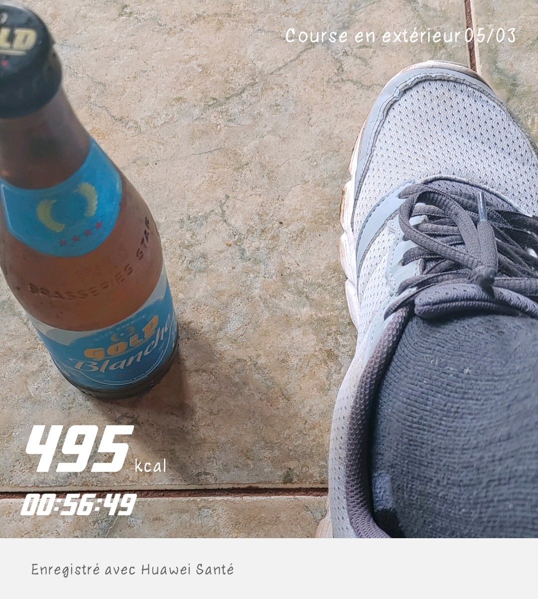 Fanvichka's tweet photo. Allez hop, on s'y remet doucement, 5km. 

Séance de décrassage avec sa légère récompense.

#trailrunning #preparationcourse https://t.co/ycuATkg9o1