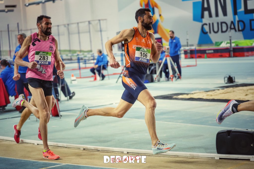 Imágenes del Cto. España máster de pista cubierta de atletismo.
#atletismo #antequera #fotografiadeportiva #fotografodeportivo #equipodeporte #trackandfield