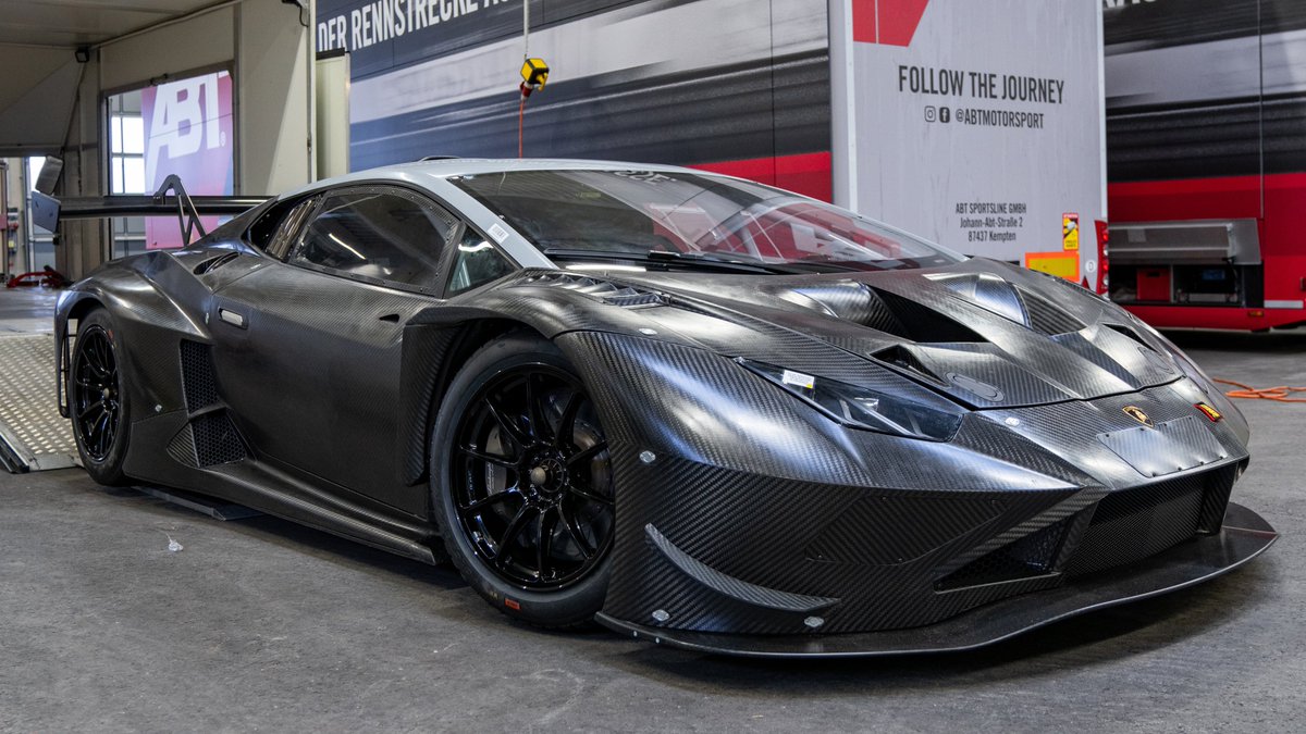 abtmotorsport's tweet photo. Christmas came early and it smells like the Green Hell: 🔥 Our Lamborghini Huracán GT3 EVO2 for the 2023 @24hNBR arrived in Kempten this week – we cannot wait to see our new raging bull running on track. 

#TeamABTSportsline #24hNBR #Lamborghini #LamborghiniSc https://t.co/13omgoZHa3