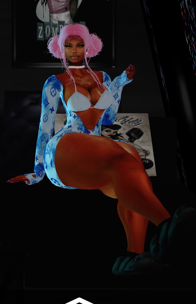 SlangingDickVU's tweet photo. All I been doin is smoking and focusing on myself but fuck that I miss making the content so where the freaks n the hoes at 😘🥴🍑🍆💦 https://t.co/oXG535NCUP