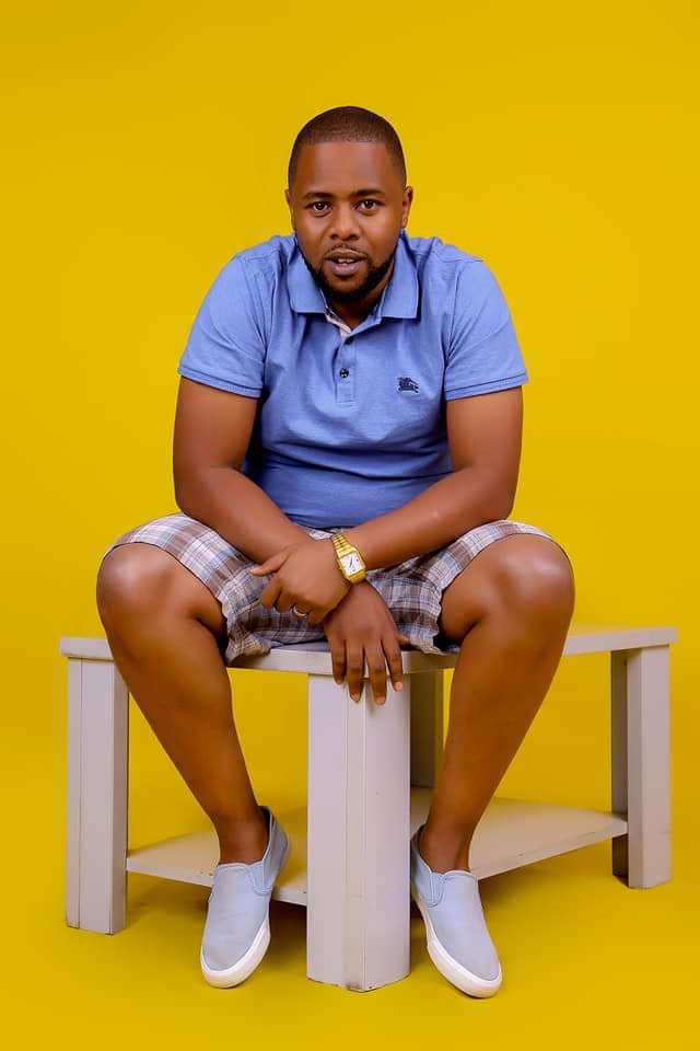 GhettoRadio895's tweet photo. Just played: 
'Jeshi' by Kamlesh Kagaba &amp; Timam on 
#Top8Countdown #GhettoGospel

w/ @shadykahenge @djruffkenya https://t.co/OZ4wd7hn3G