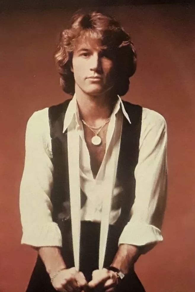 Happy Birthday Andy Gibb. The youngest Gibb Brother turned 55 today. 