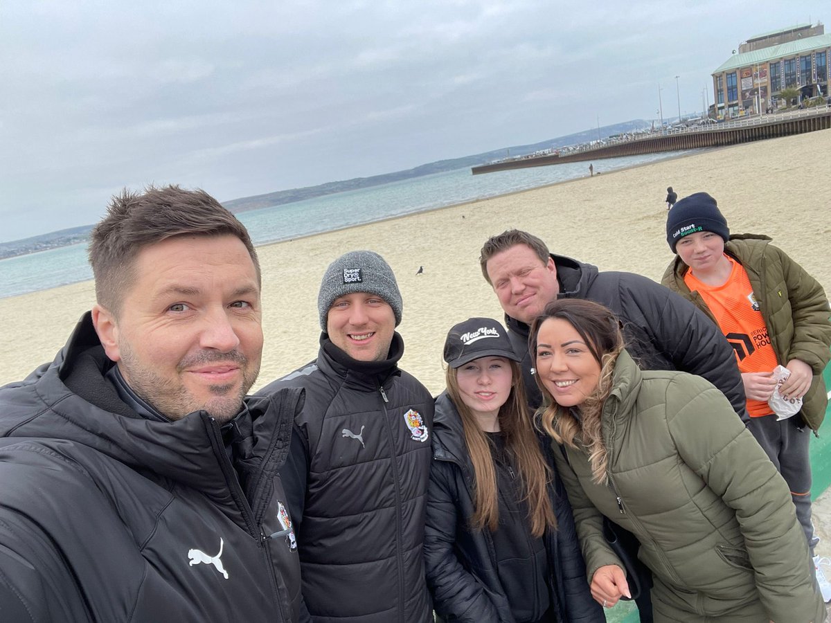 Matt Edmeades (@matt_edmeades) on Twitter photo Nice trip down to Weymouth to watch <a href="/dartfordfc/">Dartford FC</a>. If we just ignore the fact we went to the game we can look back at this with fond memories ๐๐
Cheers guys <a href="/smedders86/">Jack Smedley</a> <a href="/T14Hayley/">Hayley T</a> <a href="/jayberkhauer24/">Jay Berkhauer</a> Nice trip down to Weymouth to watch <a href="/dartfordfc/">Dartford FC</a>. If we just ignore the fact we went to the game we can look back at this with fond memories ๐๐
Cheers guys <a href="/smedders86/">Jack Smedley</a> <a href="/T14Hayley/">Hayley T</a> <a href="/jayberkhauer24/">Jay Berkhauer</a>