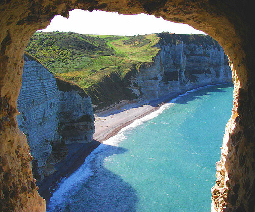 ixiacom's tweet photo. Portal View, Etretat, France #PortalView #Etretat #France https://t.co/WuCp2WGpF8 https://t.co/6n19SJaiJ0