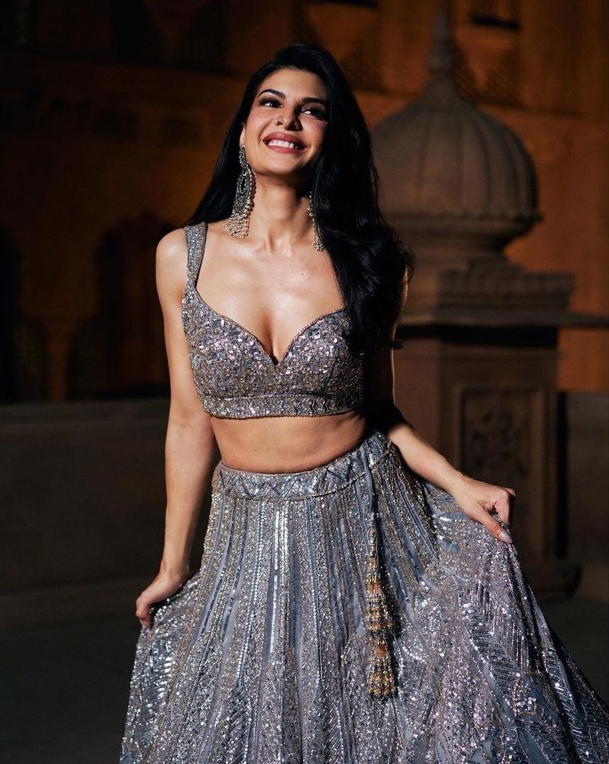 FqcP3wBaQAMf7lW?format=jpg&name=medium