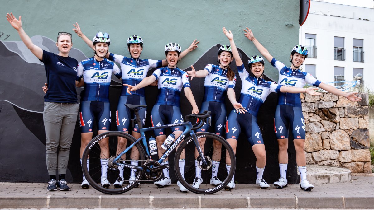 KleinConstantia's tweet photo. We're a sponsor of the @agi_sou_qst Elite Women’s Team! In the team is SA Ashleigh Moolman Pasio – a talent helping develop some of the younger riders in the group. We know they’re sending their best to our #RideWithKC crew as they get ready to tackle the #CTCT2023!
📷 Wout Beel https://t.co/LMWzCid7cS