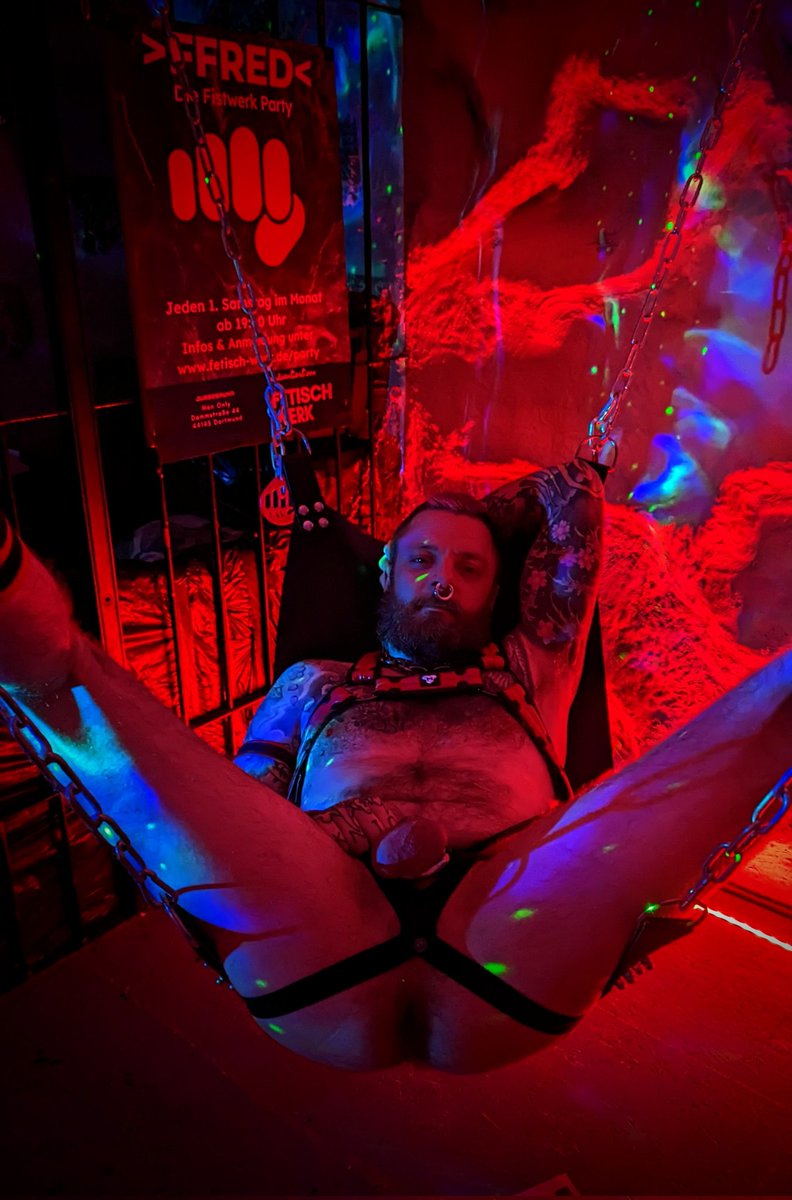 puppy_name's tweet photo. Had a great time at @FISTWERK s #FFRed party... Nearly managed to finally take @Cuddlebear83 big paws... And now still horny for some cock and loads 😜 https://t.co/a5c1GJEFvj