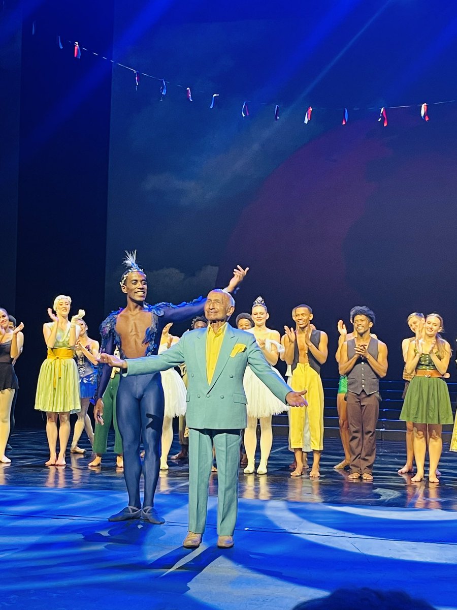 Had the honour of seeing this production <a href="/ArtscapeTheatre/">#ArtscapeTheatre</a> yesterday &amp; more importantly hearing &amp; absorbing amazing story of <a href="/CityofCT/">City of Cape Town</a> resident, the incredible Mr Johaar Mosaval. A story of talent, dreams, hard work, perseverance, mastery, the pain of apartheid &amp; love. Powerful ❤️