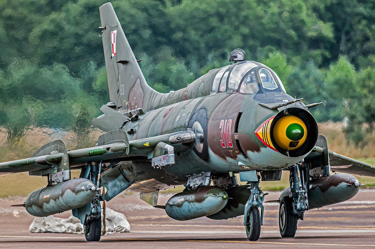 DuncanMonk's tweet image. Suhkoi Sunday - Polish Su-22MK3 310 Fitter #sukhoi #su22 #fitter #poland #polaf
