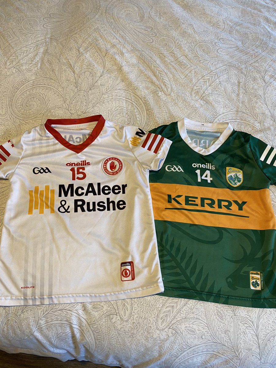 Wee man cant wait to see his 2 heros in action today <a href="/TyroneGAALive/">Tyrone GAA</a> <a href="/Kerry_Official/">Kerry GAA</a> #canavan #clifford