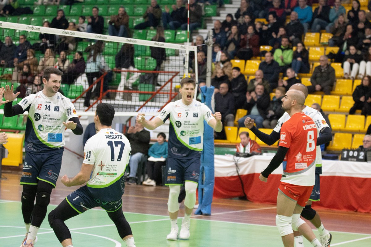 ⚠️DÍA DE PARTIDO⚠️
La victoria de CV Palma de ayer nos obliga hoy a ganar para seguir contando con opciones. ‼️A POR TODAS EQUIPO‼️  💪

🆚 <a href="/cvmelilla/">Cvmelilla</a>  
📅 Domingo 5 de marzo
🕕 17:00 h
📌 Pabellón J. Imbroda
🎥 youtube.com/watch?v=K6O9xq…
📸 <a href="/fierro_marcos/">Marcos Fierro</a> 

#somostextil