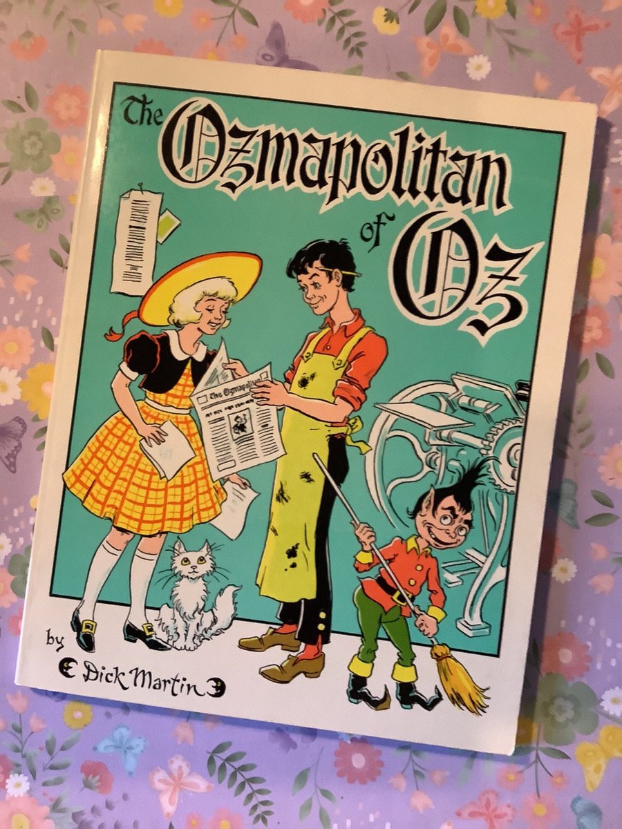 WatsonsVintage's tweet photo. This is FABULOUS for a #WizardOfOz Fan in my #etsy shop: EXTREMELY #Rare in the UK #1986 'The Ozmapolitan of Oz' Paperback Book by Dick Martin - The International Wizard of Oz Club - #NostalgicGift https://t.co/gR9auV0Rt1 #OzmapolitanOfOz #DickMartin #VintageBook #RareBookGift https://t.co/kf4twqmIki