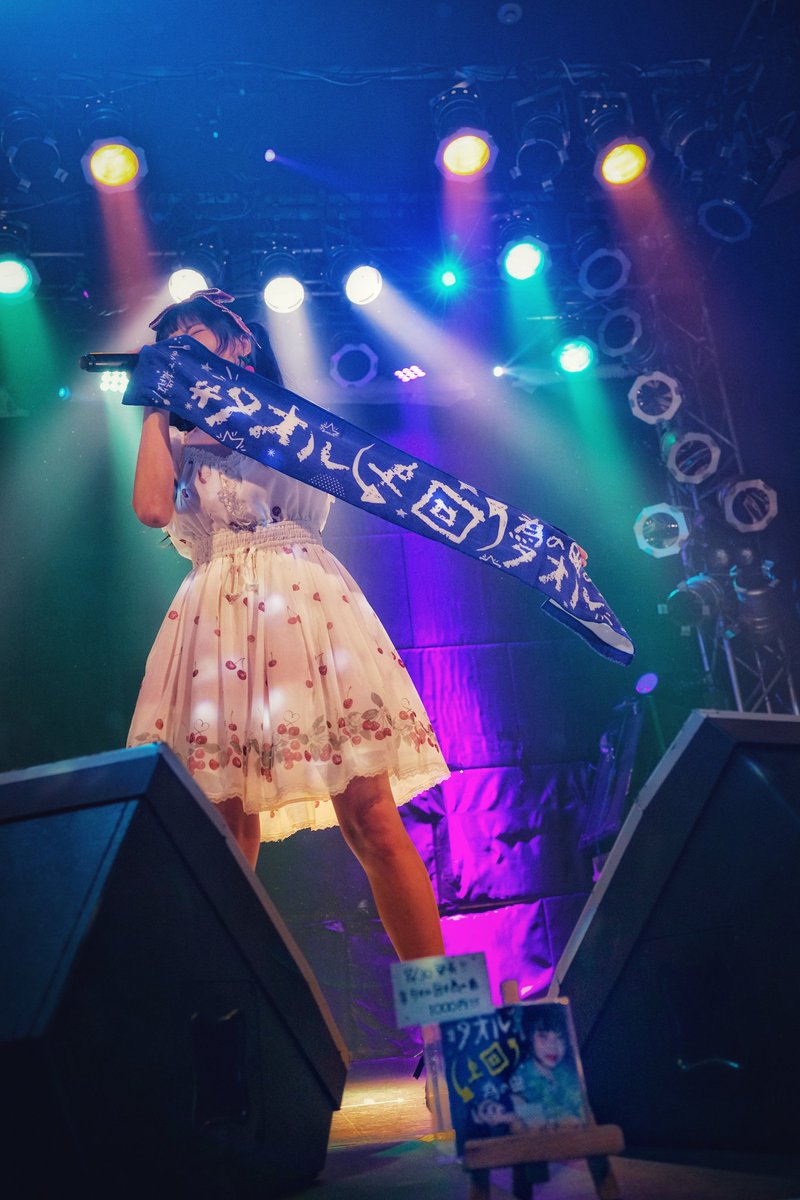 fallcolorphoto's tweet photo. 青組の皆様💙、桃組の皆様❤️
準備は良いですかーーー！！
いつもより沢山回してください！
お持ちでない方は物販へGO💨💨
#3月5日は佐倉こうめの日 
#DisLove #LittlePrincipal https://t.co/pFdWcmQCU4