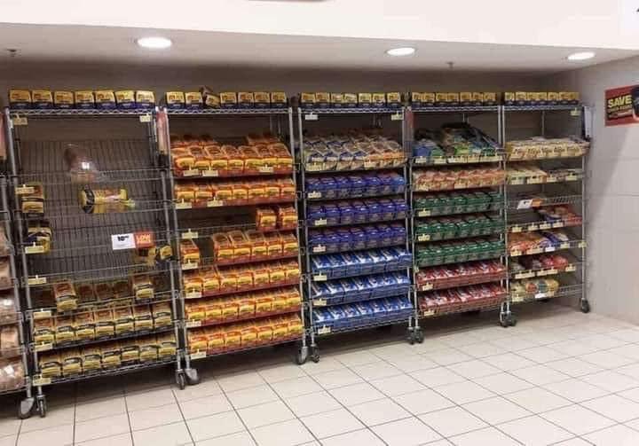 Carolinerathabe's tweet photo. When you feel discouraged about your business idea because there are so many people around you doing the same thing. Go to the nearest supermarket this morning and look down the bread aisle. More than 5 companies with same idea selling same thing 1/2 https://t.co/wqV8We6aTV