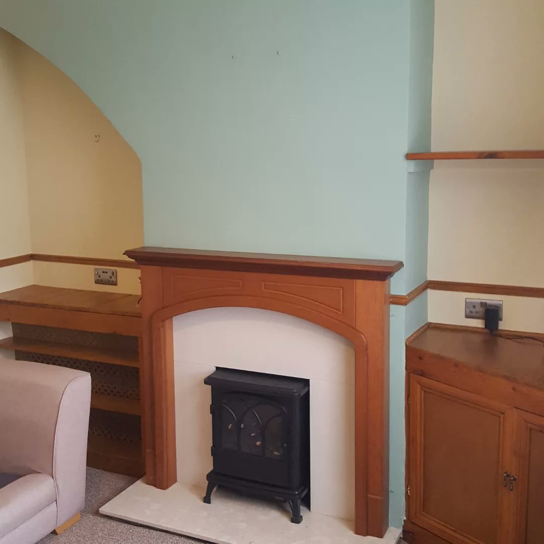 Decor_Superior's tweet photo. Another room decorated in this property, power supply run in for the new heater, just in time for the colder weather forecast next week. 
#Decorating #Eccles https://t.co/NotgP8VQTz