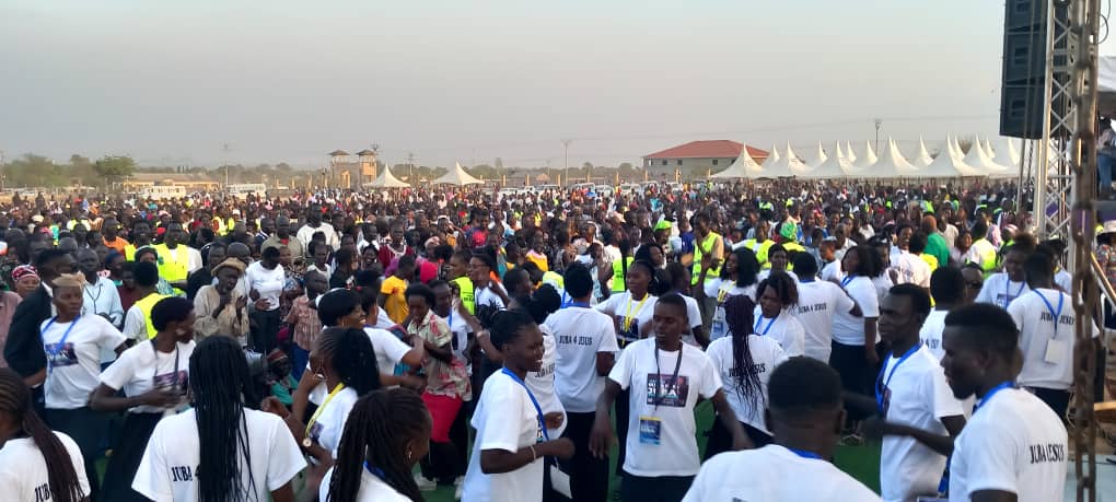 RobertKayanja's tweet photo. South Sudan - Juba City day 1  Crusade at   MIDAN SIMBA GIYADA - JEBEL NEAR JUBA UNIVERSITY https://t.co/dPFRp4AOzS
