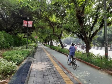Bike_Is_Best_Ke's tweet photo. We know it isn't possible for all journeys to be made by bike. But the fact is that over 70% of trips in Nairobi, @MombasaCountyKe &amp; @KisumuCountyKE are under 5KMs - a distance many of us could easily cycle or walk. 

With this, could you leave your car at home for short trips? https://t.co/JqiZPiKYdM