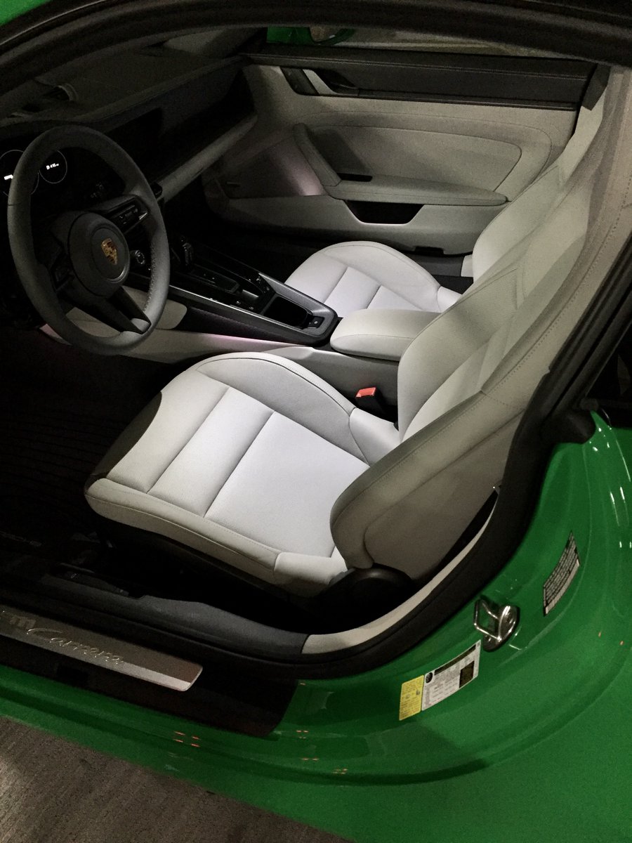 bobbyyang's tweet image. Selling my car at @Velocity_Car in Nashville if anyone is interested in a German green chewy spree. More pics and the official listing in the next day or two... @Porsche @RennlistForums @Pelican_Parts #porsche911