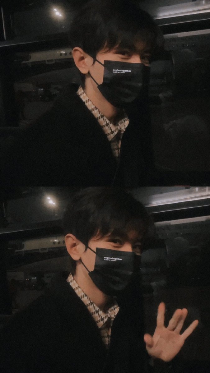 yusifengs's tweet photo. see you at PFW @ 10:00 am cet today @Lanvin (｡•̀ᴗ-)✧

RT + REPLY: 

CHENGYI FOR LANVIN
#ChengYixLanvinFW23 https://t.co/bsWDjQltMS