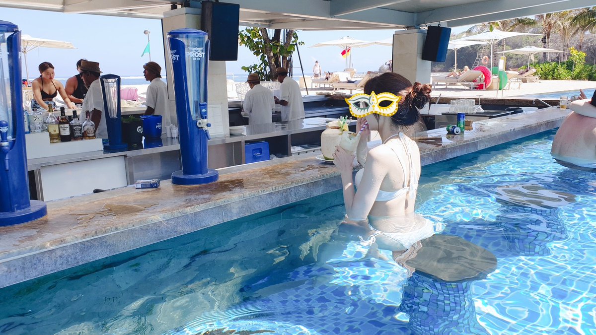 강남권 가볍게 커피한잔 하실 부커분이나 멋진 쏠남분!
디엠주세요