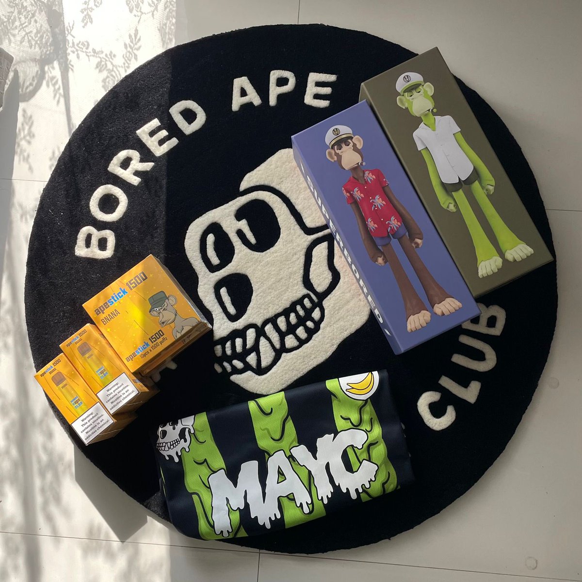 bored_vape's tweet photo. Essentials

@DubaiApeYC @BoredApeYC https://t.co/KTdDWCzij6