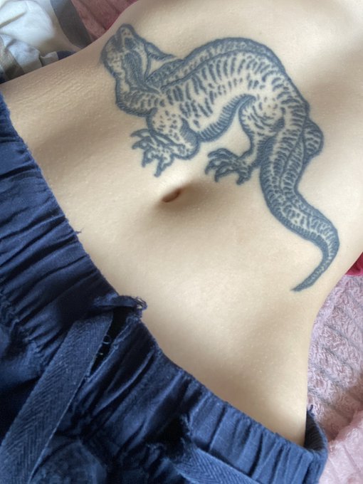 Я опять уснула в одежде .. Ужасное чувство просыпаться утром когда все везде тянет 😩 https://t.co/fc<a href="/tag/%D0%BD%D1%8E%D0%B4%D1%81%D0%BE%D1%87%D0%B5%D1%82%D0%B2%D0%B5%D1%80%D0%B3"class="tags"><span>#нюдсочетверг</span></a>