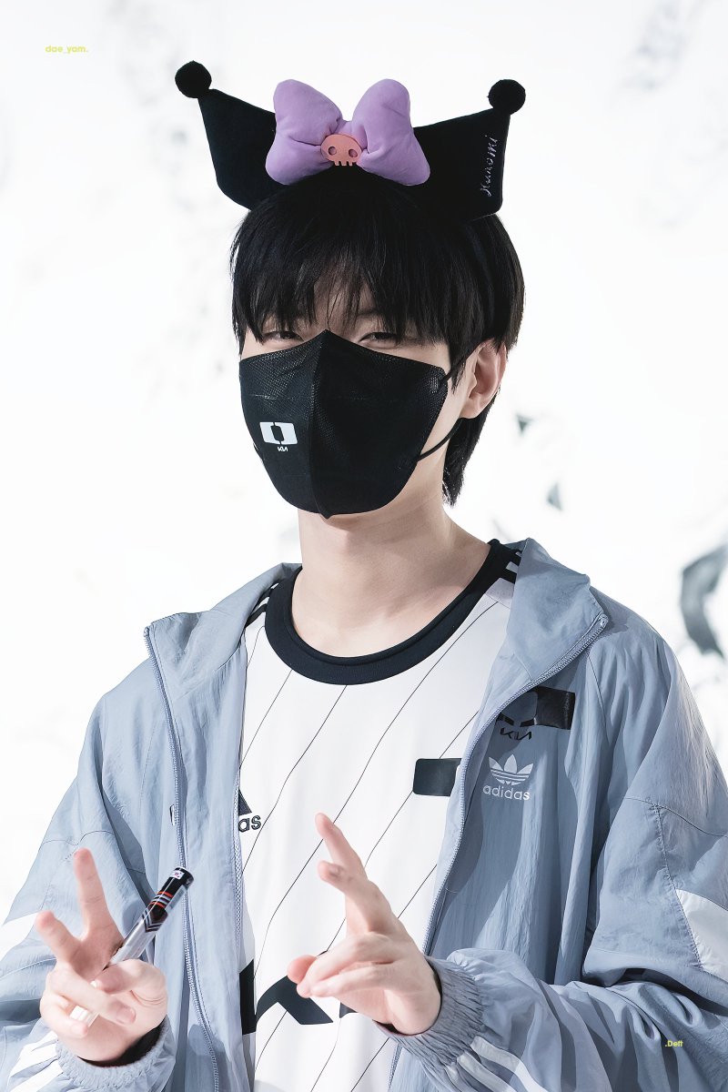 dae_yam's tweet photo. 230304 DK vs HLE
#Deft #데프트

뎊로미🖤 https://t.co/hh8ElplQAr