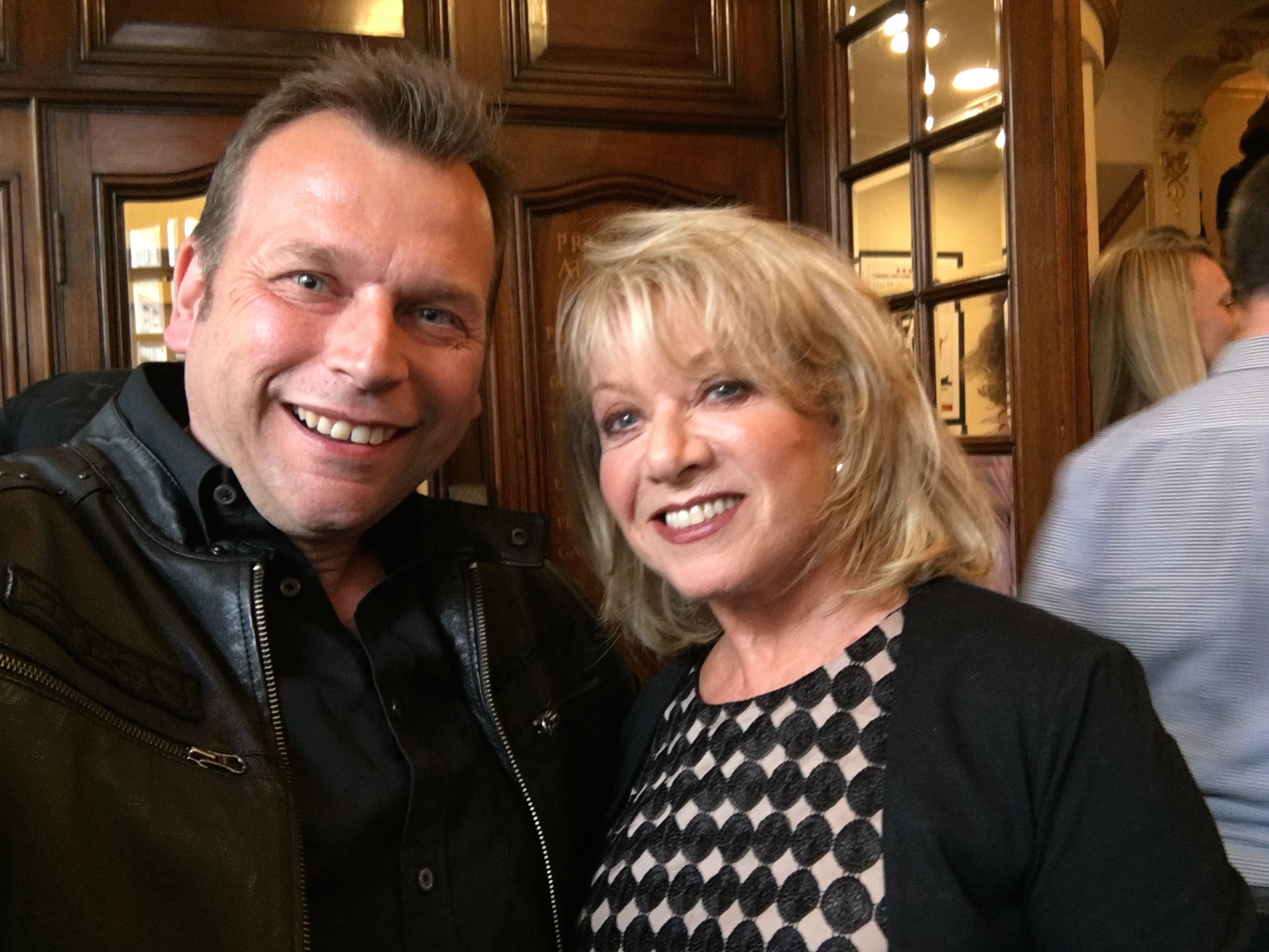 Happy Birthday to Musical Superstar, Elaine Paige OBE. Wishing her a Wonder-Filled Day :) 