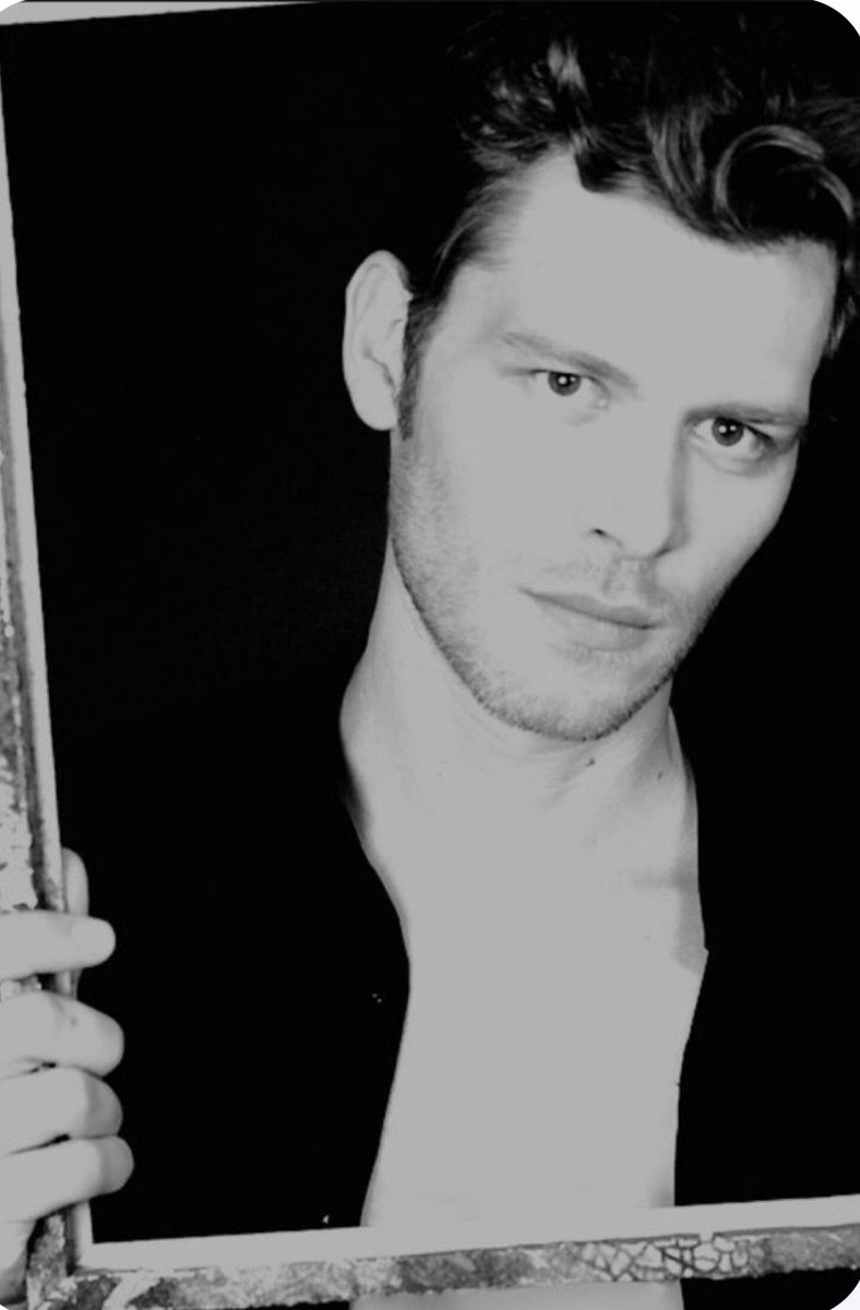esmira_83's tweet photo. Happy #throbackSunday @JosephMorgan https://t.co/OP227c2CcV