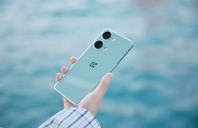stufflistings's tweet photo. OnePlus Ace 2V colour variants.
#OnePlus #OnePlusAce2V https://t.co/5nH64rZNPm