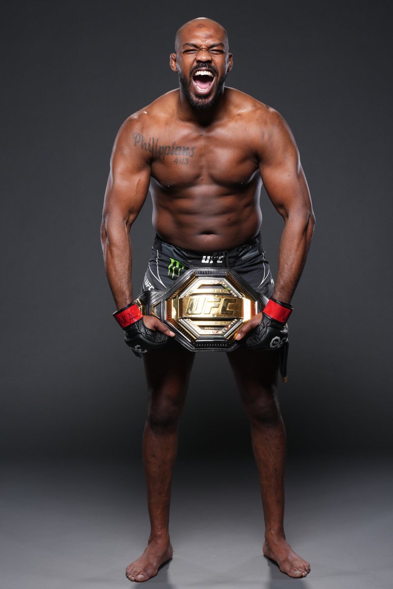 Give it up again for the goat! 👏👏 #UFC285