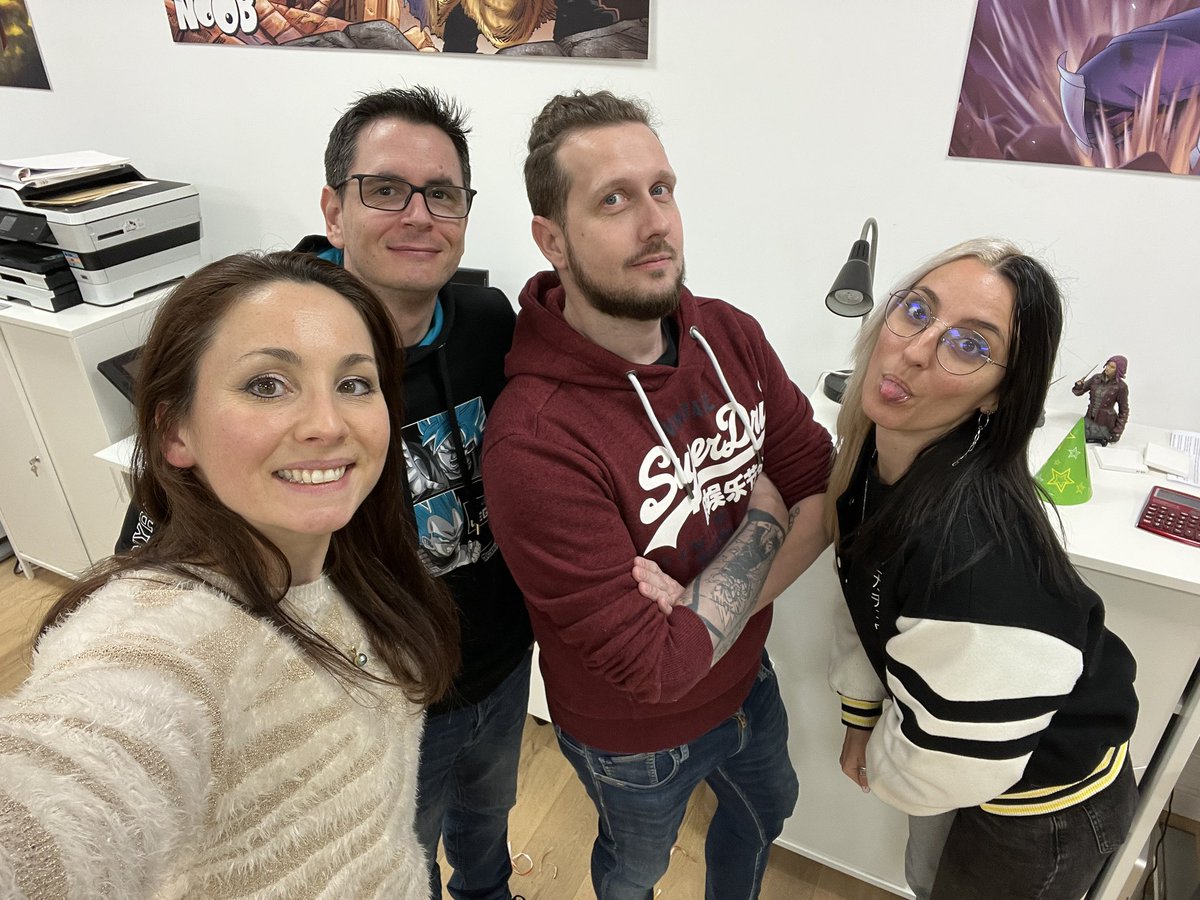 gaeaguildenoob's tweet image. Boom d’anniversaire ! Merciiii pour tout !! 💖 #level40 @Olydri_Noob @Olydri_Fournier @JulienZell @Sylvian42 @Julienmorin15 @argol83 @Nadir_Rafale @amandine_train @FreschuM @CrazyMareen