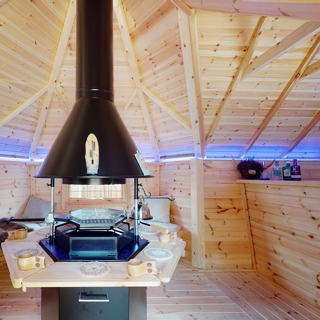 ArcticCabinsLtd's tweet photo. This is fast becoming one of our most popular cabins &amp; once you experience it 
for yourself you’ll see why. The Arctic Bar will give you that holiday feeling any time of year 🍻

Request pricing: https://t.co/FMfeQi8nuz

#ArcticCabins #BBQCabin #GrillShack #Grillkota https://t.co/FCYmgvRMou