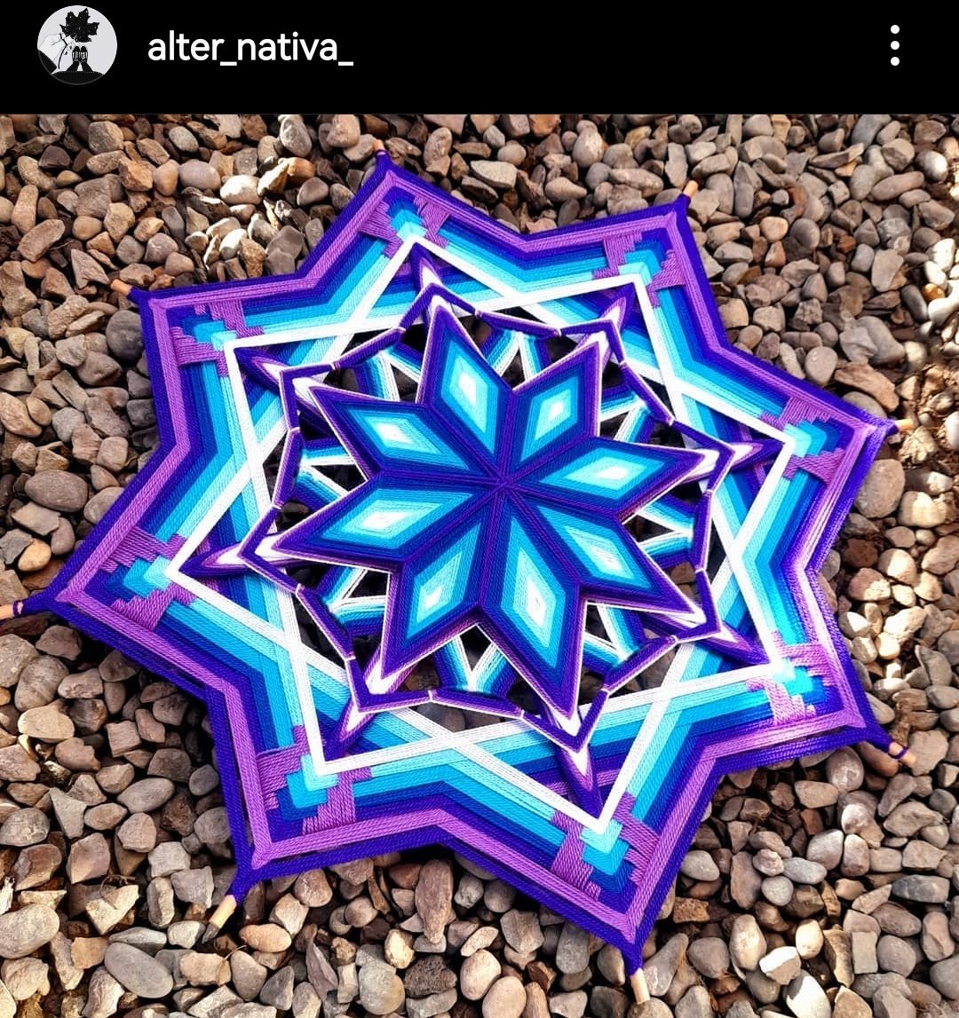 CoraTng23's tweet photo. #Artesanias #Mandalas #ojodeDios https://t.co/YQAL1sXISi