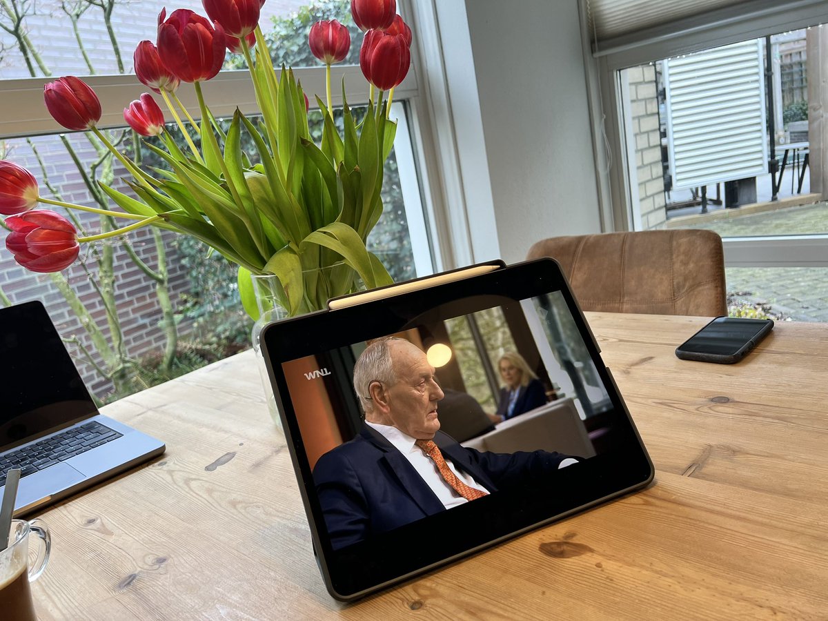 Vanochtend bij <a href="/WNLVandaag/">WNL Vandaag</a> Triest @d66 ⚫️ #remkes gewoon twee jaar los van politieke partij @minpres maken en de shit laten opruimen #groningen #stikstof #toeslag #energie …. #trust