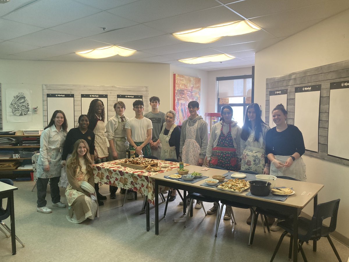 During our French cooking contest 🍅🥖🥒, aprons were optional. After I told them these aprons used to be my mom’s🌈❤️,shapes, patterns, colours did not matter so much and they all picked one quickly and graceful. <a href="/RNDchaplaincy/">MsMaryChaplaincy</a> <a href="/rndstudcouncil/">RND Students’ Council</a> <a href="/clubfrancaisrnd/">Club Français RND</a> <a href="/alcdsb/">ALCDSB</a> <a href="/alcdsbfsl/">FSL ALCDSB</a>