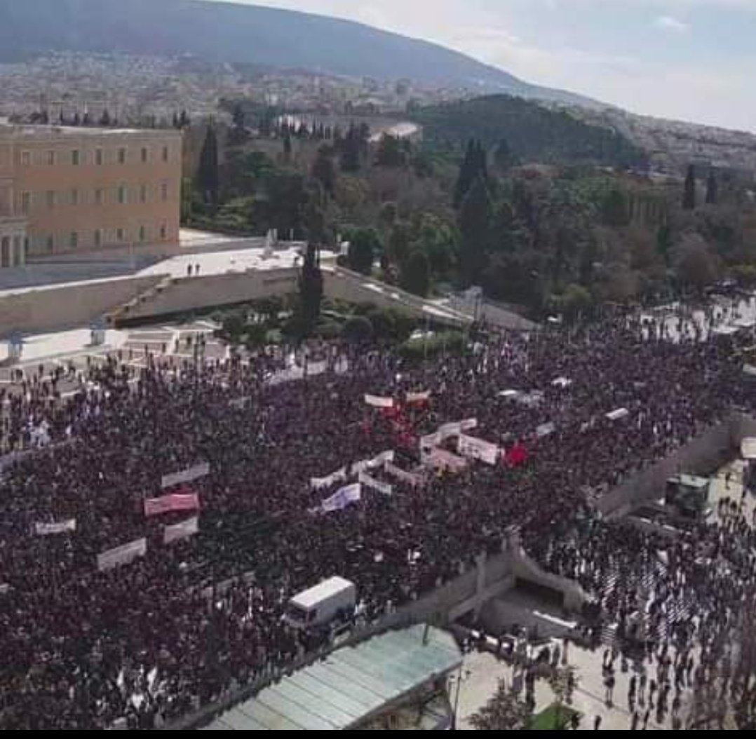 yorgisAnyfantis's tweet photo. Επειδή σήμερα ο Πορτοσαλτε παραπονιέται για δολοφονία χαρακτήρα μπορεί αν θέλει να πάει να σταθεί στο μέσον να δούμε αν θα βρουν DNA να τον ταυτοποιησουν https://t.co/u9VMWBPwk5