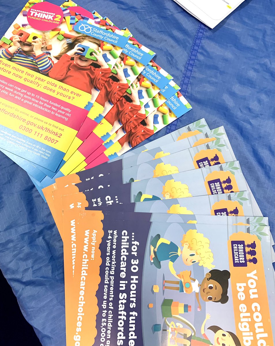 K8ENICS's tweet photo. Over at The King’s High School in Kidsgrove this morning with @MaryhillCC at The Little Children’s Market. Sharing info on services, activities and opportunities within the Newcastle District @NatashaMoody82 @NewsNBC @HomeStart_NB @findtheglow @Victoria261272 https://t.co/Uela2wrDh8